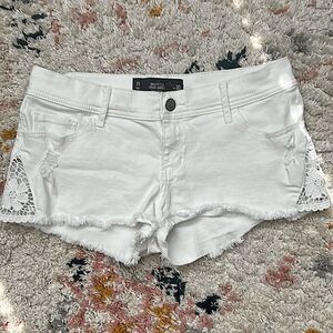 Women’s Hollister Short-Short Low Rise Shorts
